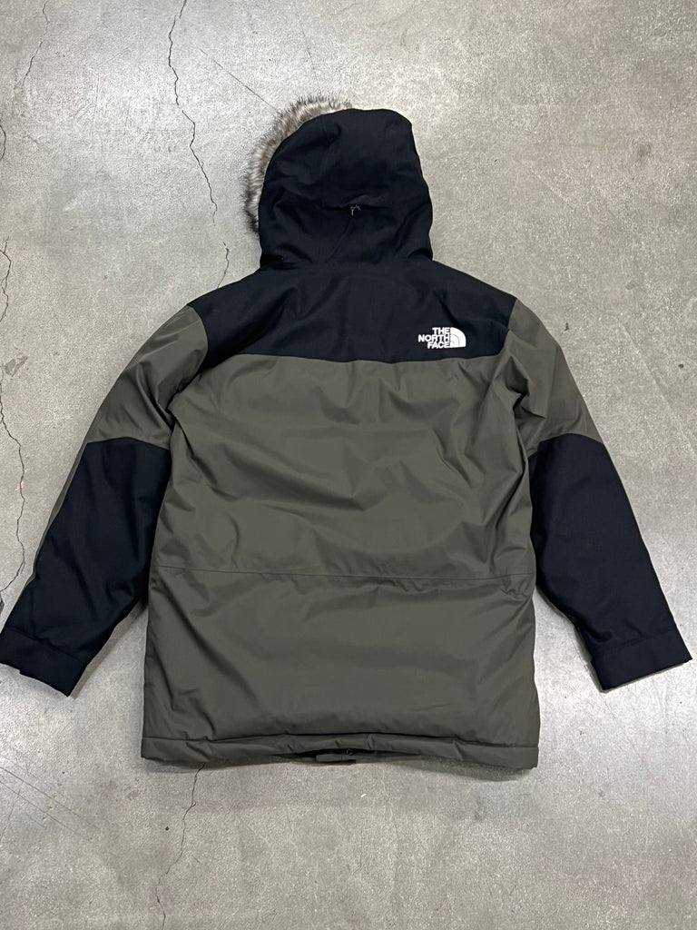 NORTH FACE BEDFORD DOWN PARKA (SIZE L)
