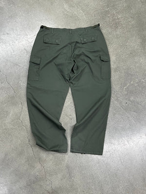 SURPLUS CARGOS (SIZE 38X32)