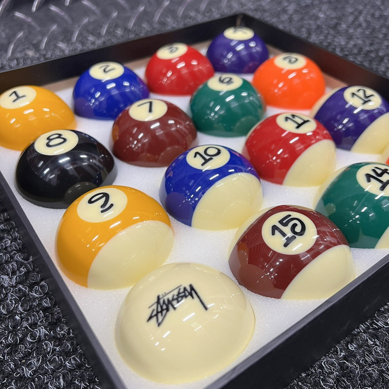 STUSSY POOL TABLE SET